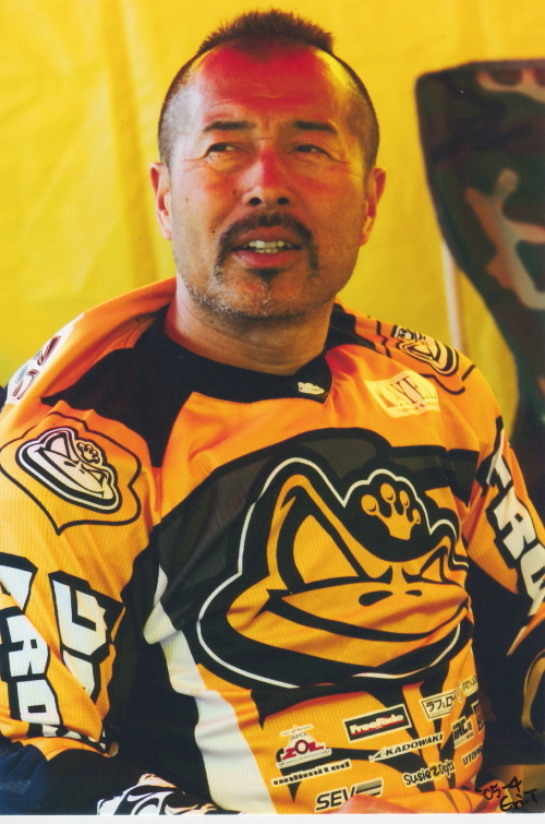 2005SCN0003web.JPG